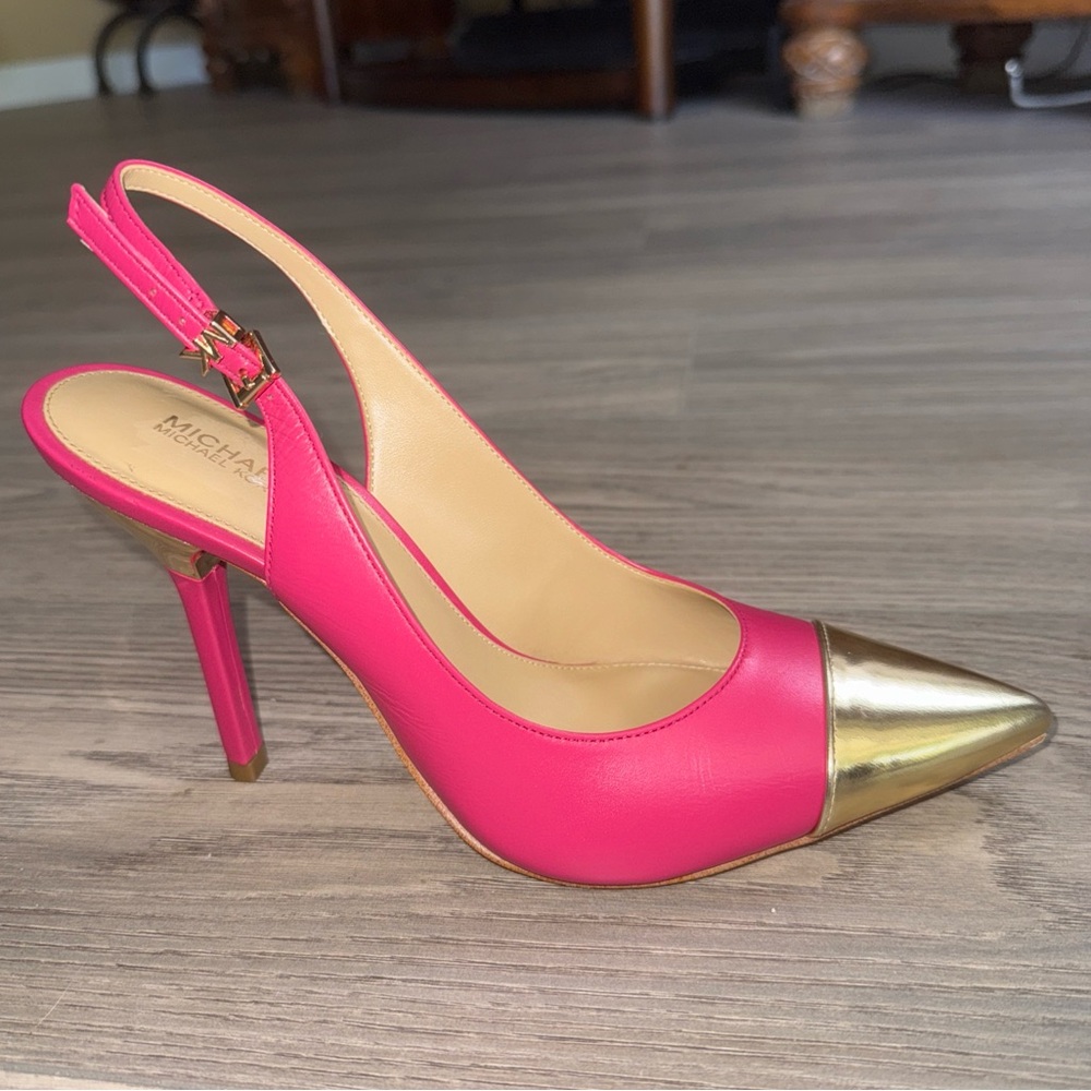 Michael kors size 9 M Hot Pink Gold pointed toe heels sling back Leather Logo